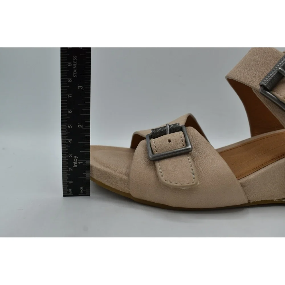 Sofft Women Size 9 Valeri Tapioca Grey Leather Wedge Sandals Shoes